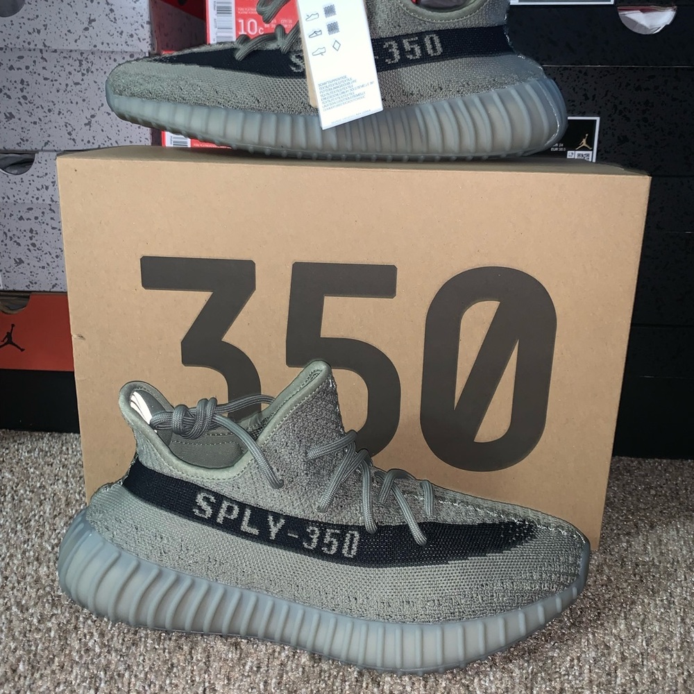 Yeezy 350 V2 Granite